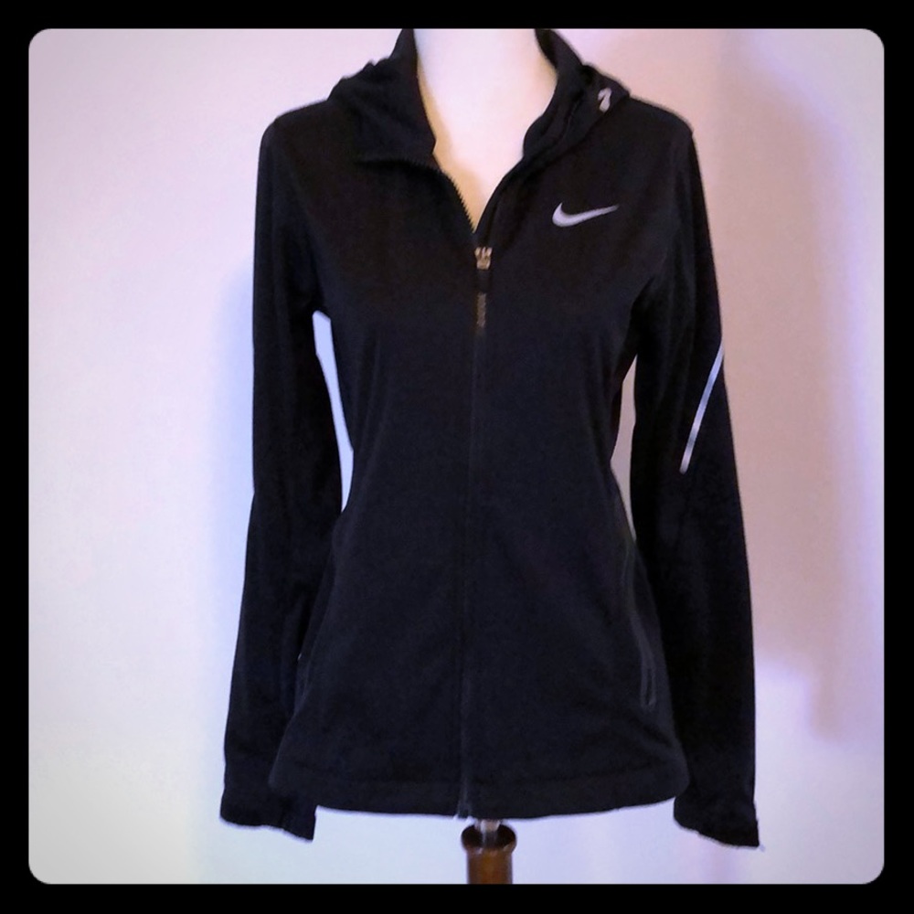 ❌SOLD❌ Nike Storm-fit Jacket small